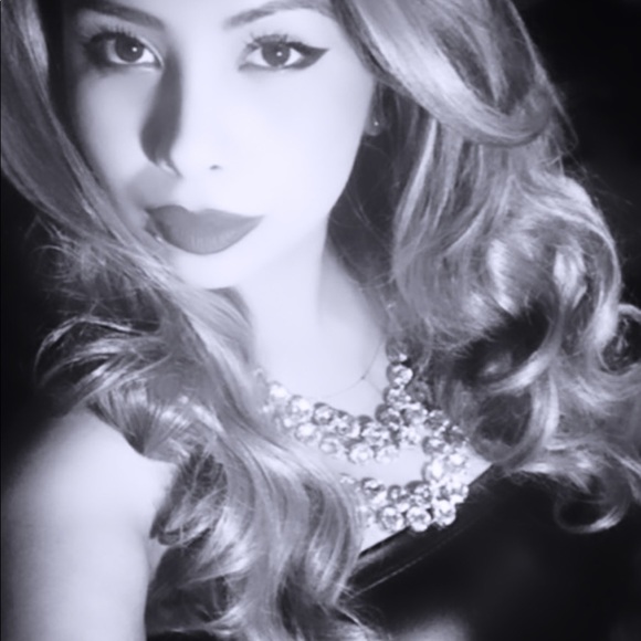 Meet your Posher, Maya - Picture 1 of 1